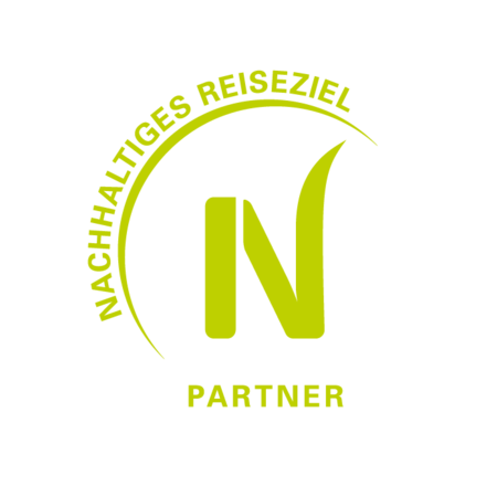Logo Partner nachhaltiges Reiseziel mit großem grünem N